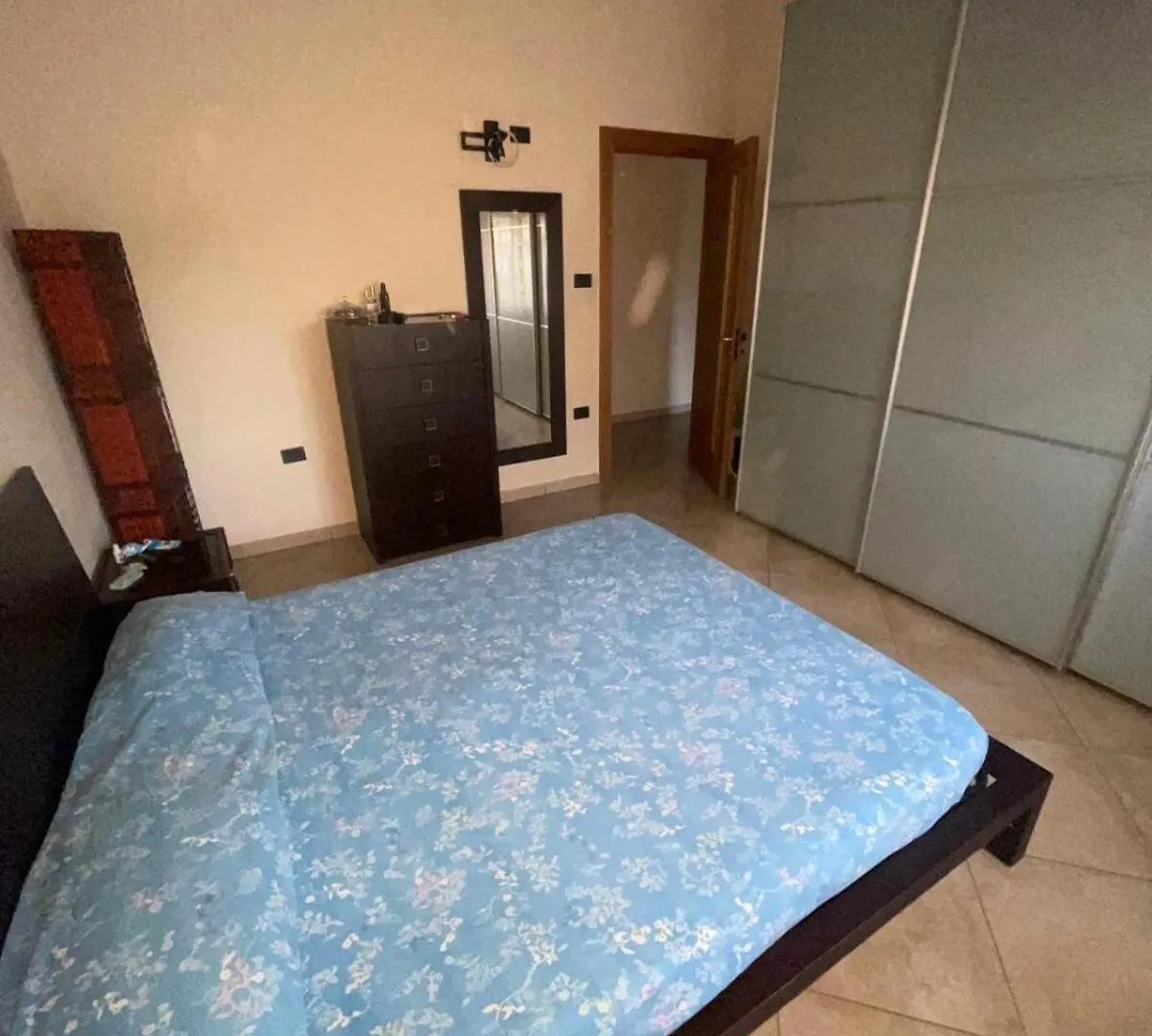 Da Vinci Room A In Shared Apartment Da Vinci Room A In Appartamento Condiviso Arzano